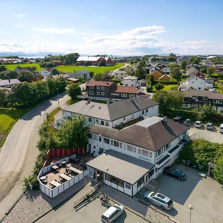 Brekstad Gjestehus As Exterior photo